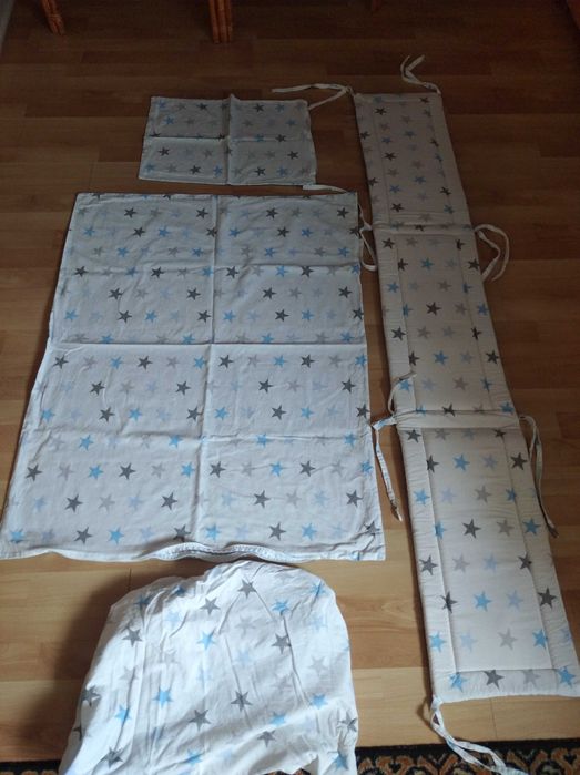 Pościel dziecięca z ochraniaczem i przescieradlem