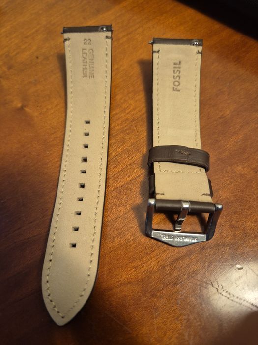 Bracelete Fossil em pele 22mm