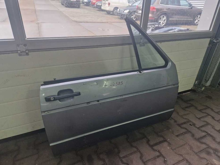 Volkswagen Golf I Cabrio Drzwi Przód Prawe