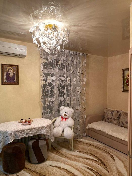 Продаж 2-кімнатної квартири вул. Небесної Сотні, 6