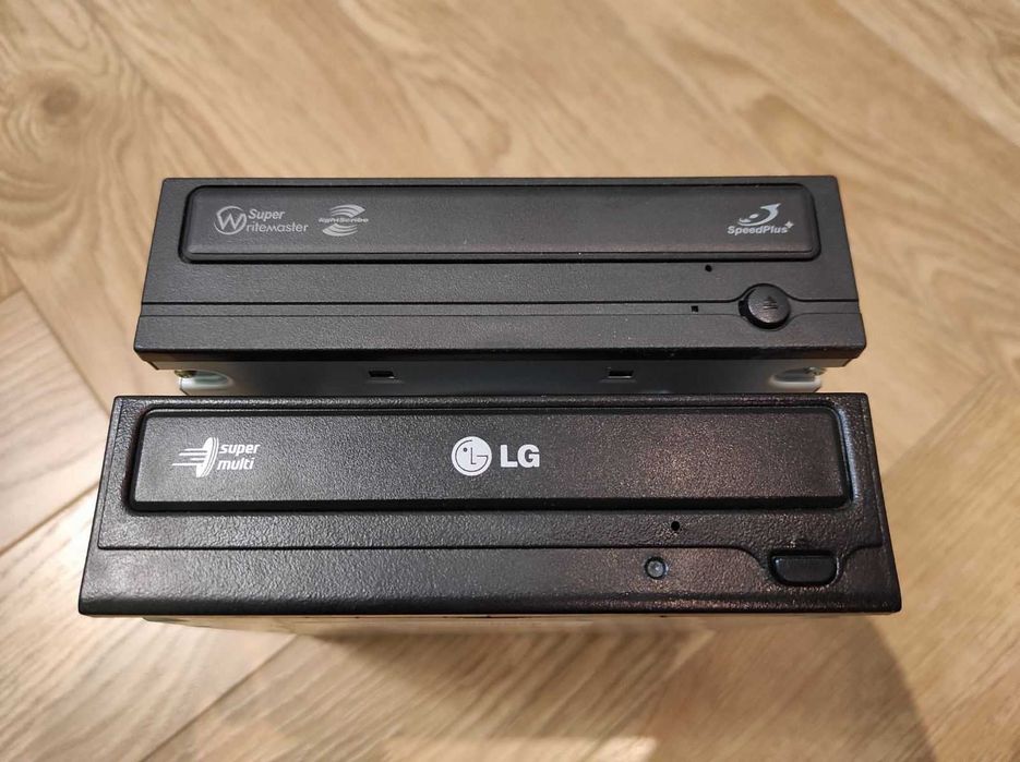 Оптический привод DVD-RW для компьютера LG