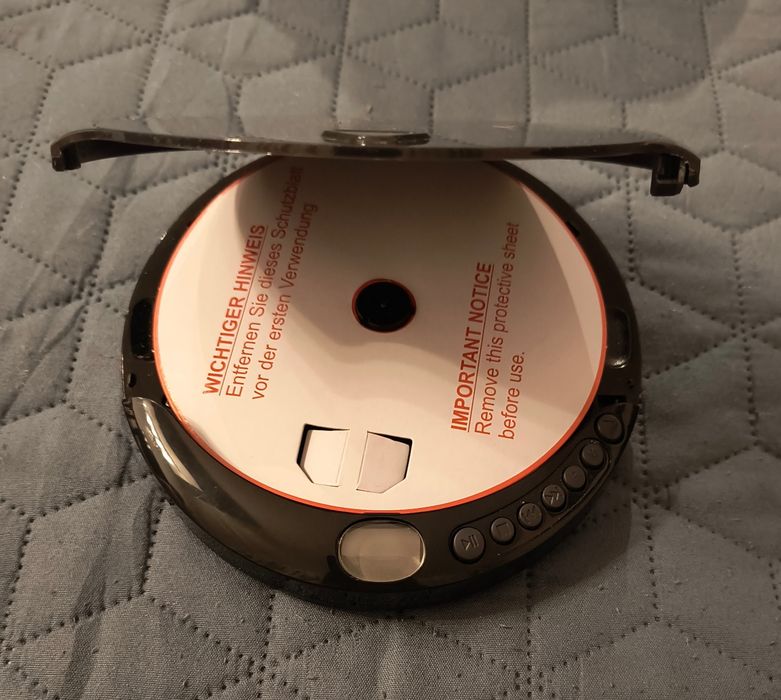 Reflexion PCD-400 nowy przenośny odtwarzacz CD ze słuchawkami, czarny