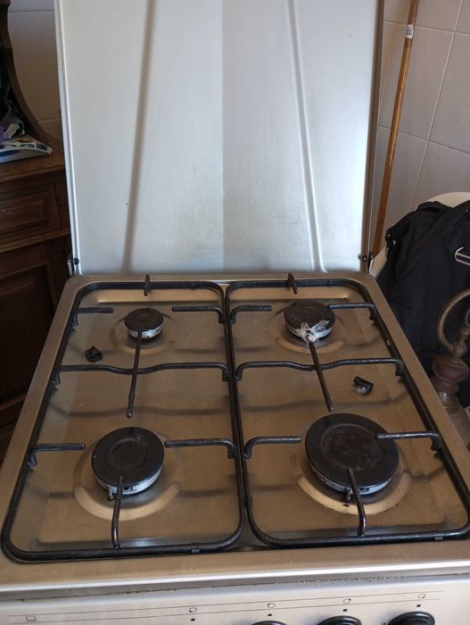 Fogão em ótimo estado