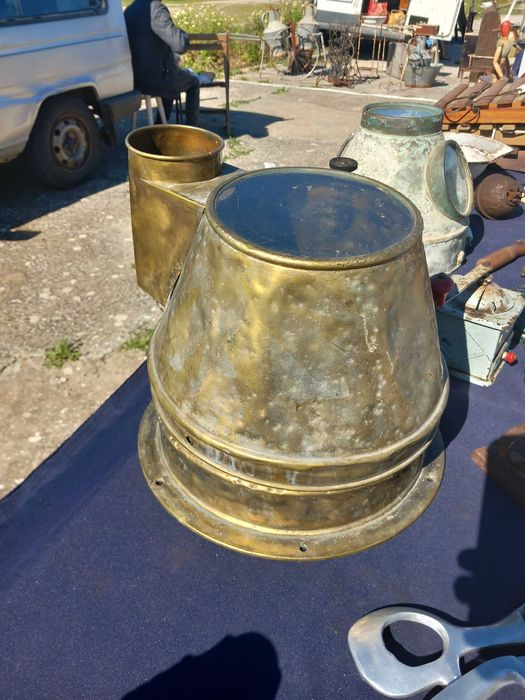 Bussola nautica grande com bitucula em latão, Garraio Lisboa, antiga, funcional