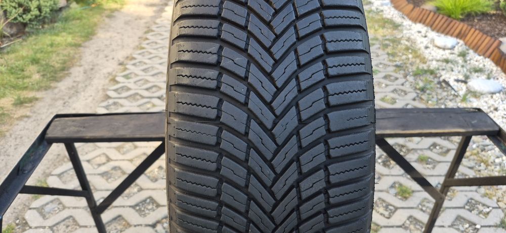 205/55r16 94V Bridgestone WeatherControl A005 evo z 2023r ładna.