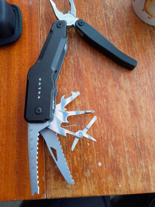 Nowy multitool Volvo