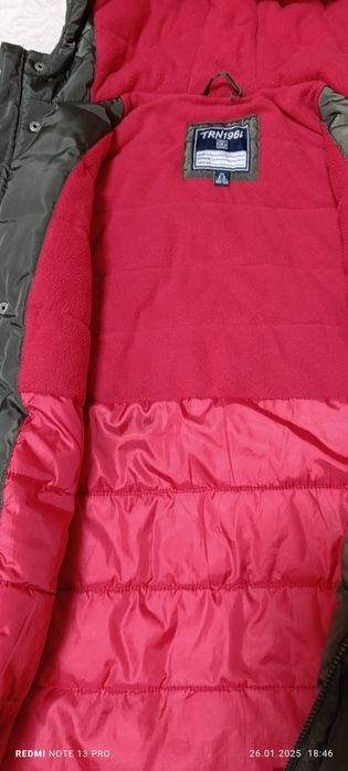 Куртка на 8-9 років