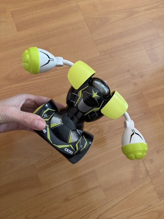 Роботи боксери.