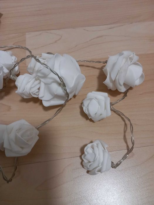 Girlanda łańcuch świetlny róże kwiaty lampki led