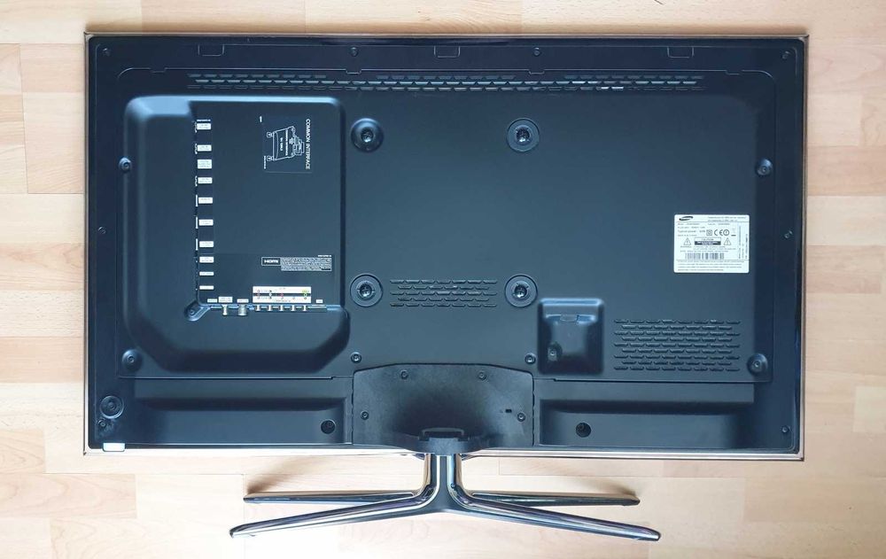 TV Samsung UE40ES6800 Ful HD 3D + pilot