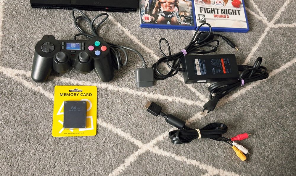 Konsola SONY PlayStation 2 Slim PS2 SCPH-70003