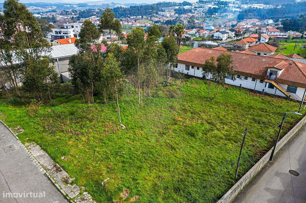 Terreno  para venda — Lourosa, Aveiro