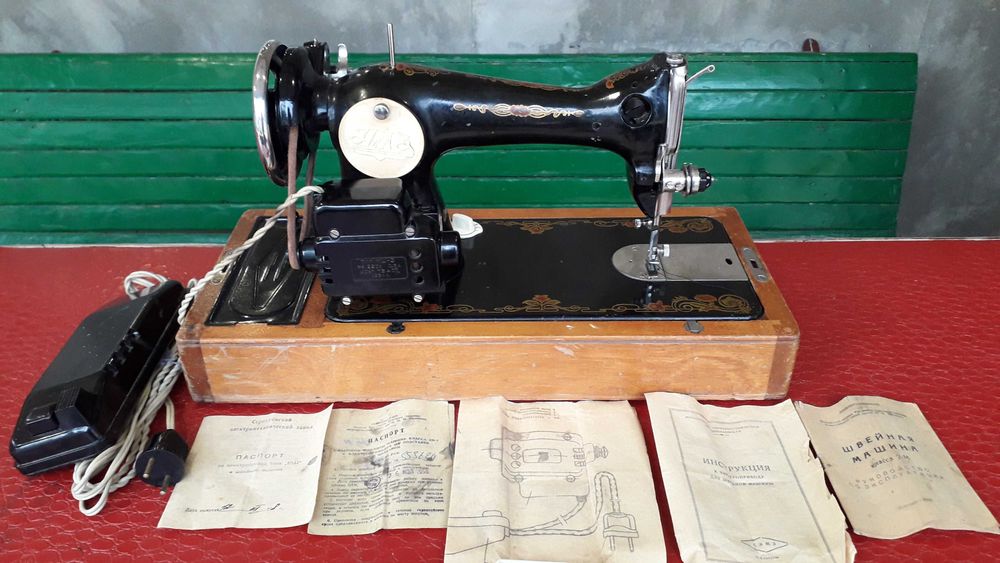 Швейная машинка "Подольская" класса 2м 1968г.