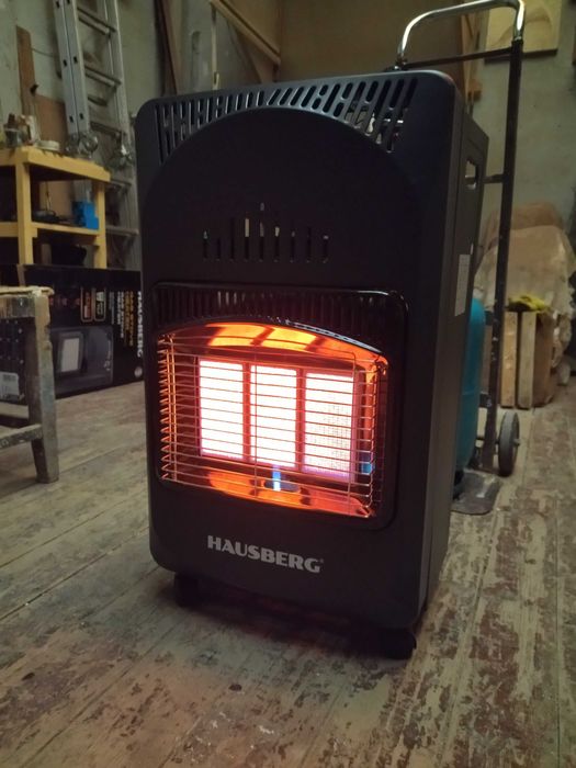 Газовий нагрівач TURBO 4200 Вт
Балон на газ пропан 27л 11кг Польща