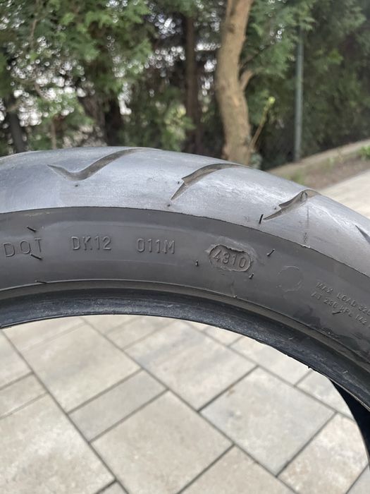 Sprzedam oponę motocyklową.