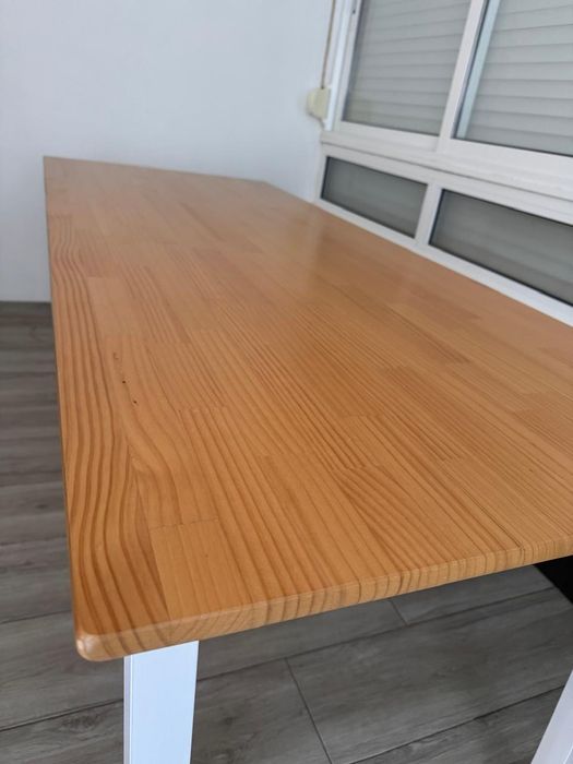 Mesa PINNTORP 185x75 castanho e branco.