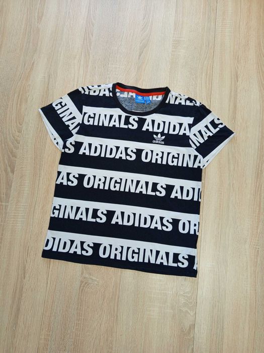 Koszulka Adidas z krótkim rękawem S