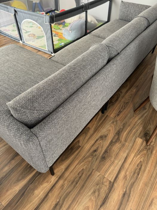 Sofá Cinzento IKEA com Chaise Longue (Ótimo Estado)