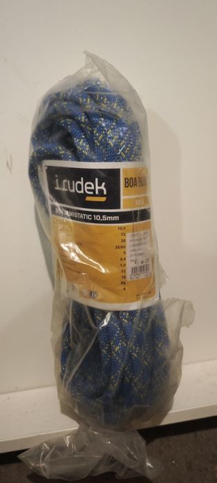 Zestaw asekuracyjny: lina półstatyczna 10,5 mm , 20metrów