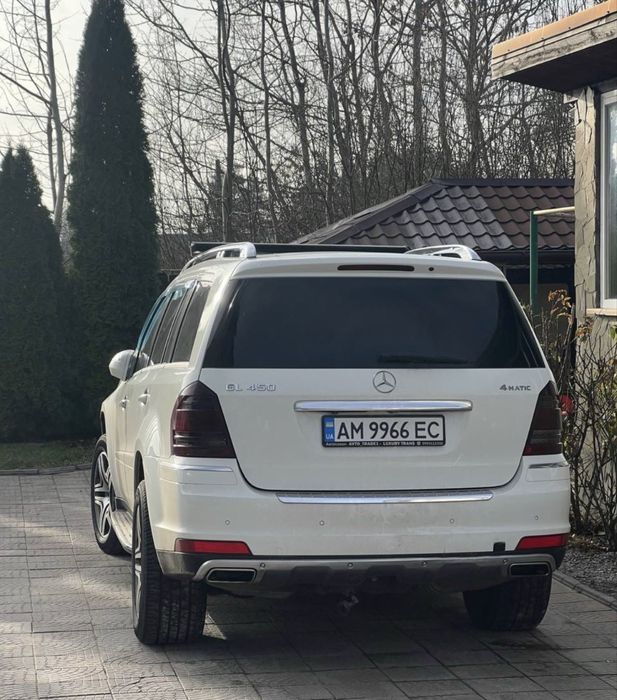 Aвтомобіль Mersedes GL  450 2010 рік 7 місць