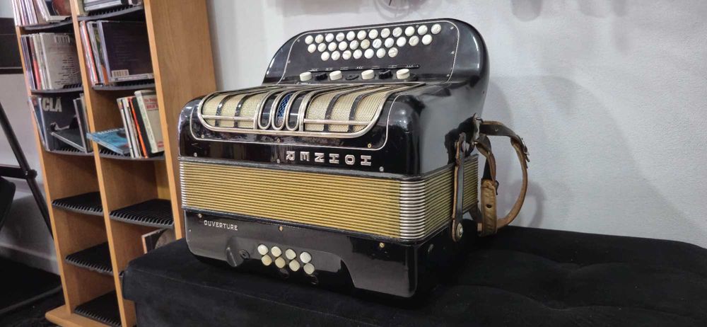 Concertina Hohner Ouverture 4aVoz (Dó/Fá)