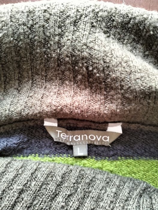 Sweter damski w pasy