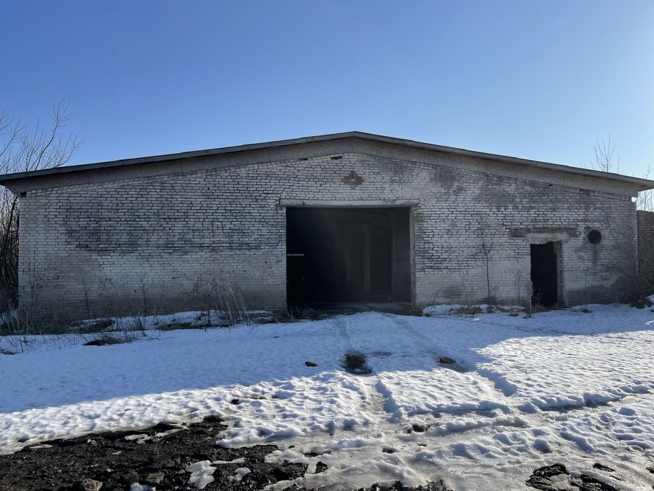 Продаж ферми (комерційна нерухомість) с. Бугрин