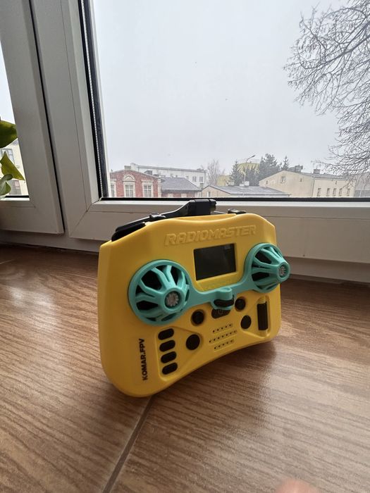 Oslona na drazki Radiomaster Pocket rozne kolory  tinywhoop drony fpv