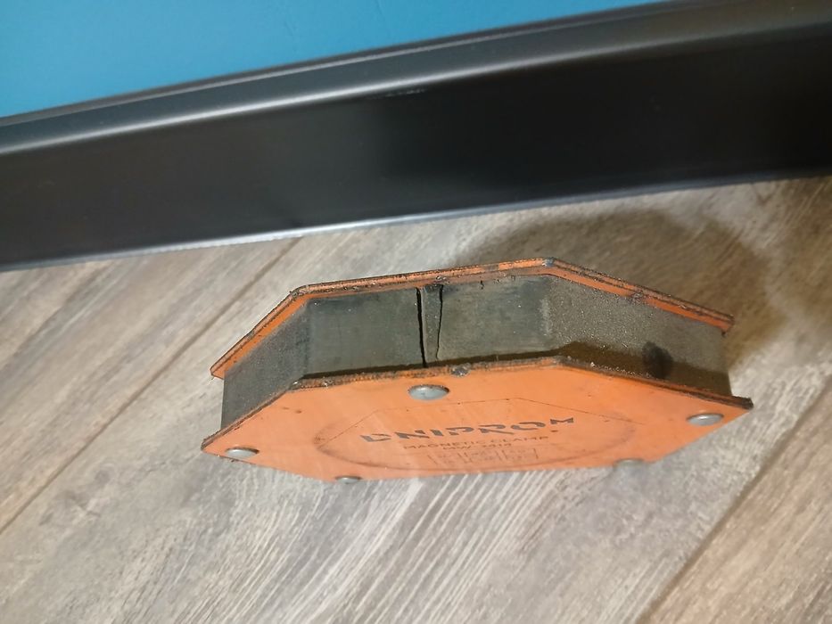 Зварювальний магніт Дніпро-М