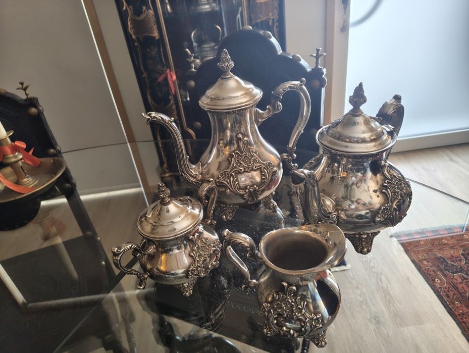Serviço de casquinha de prata inglesa