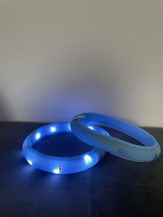 2 szt. Obroża LED Trixie USB Flash, długa sierść
