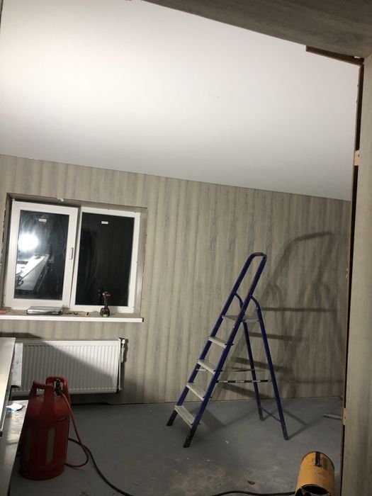 Натяжні стелі MaxLine