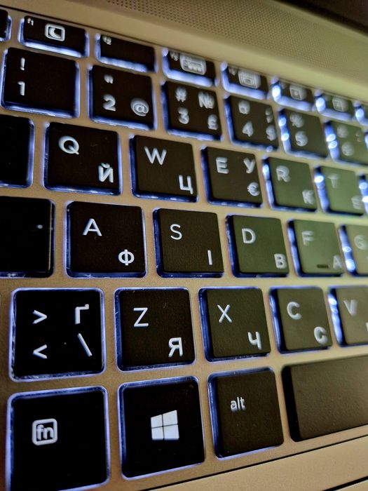 Лазерне гравіювання клавіатур на ноутбуках та ПК будь-якого бренду!