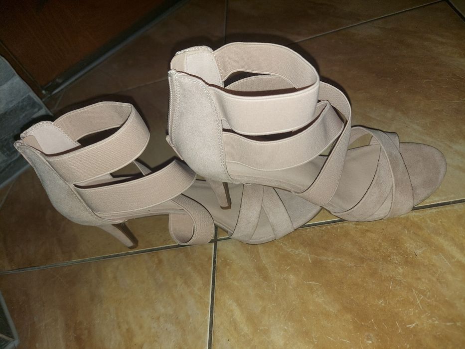 Polecam  serdecznie.