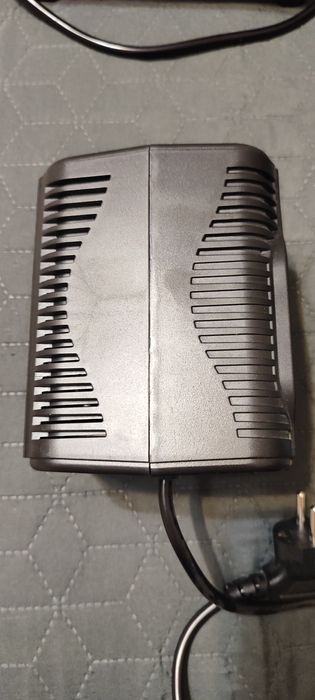 Продам стабілізатор напруги