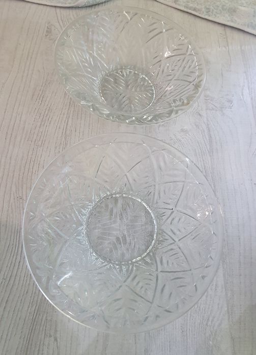 Кришталеві салатник