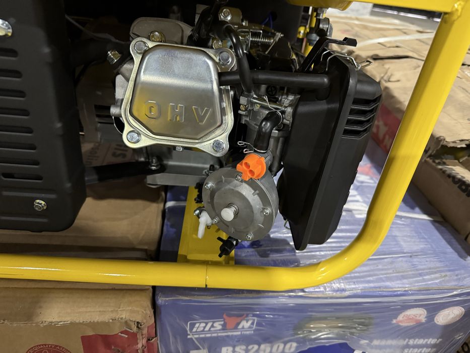 Генератори нові BISON бензин газ/бензин