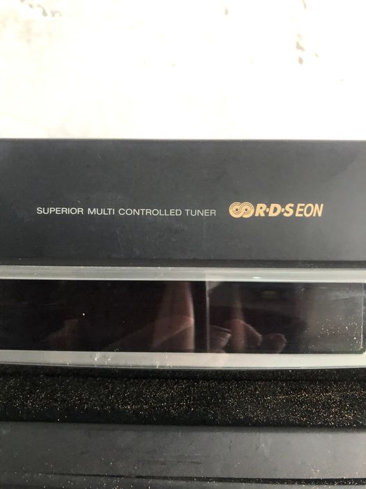 Dois aparelhos de son Sony