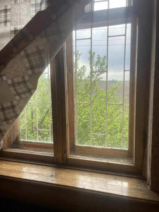 Капитальный Дом-Дача , 90 кв ; Гараж , Баня, подвал ; 25 сот приват ; р-он Терновой ( 22  км  Харьков).