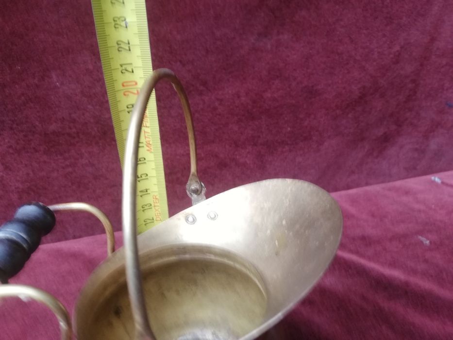 27. Mała weglarka mosiężna