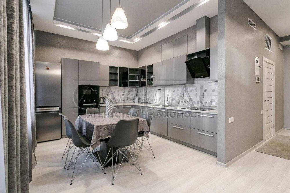 Оренда 3-к квартири/ 100м2/ Печерськ/ Центр/ Царський будинок