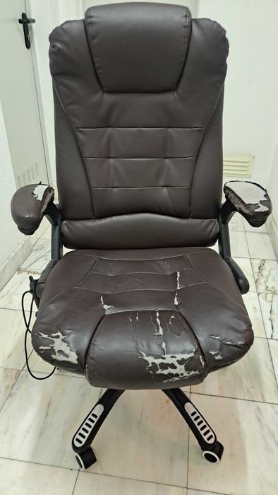 Cadeira de Escritório com Massagem e Aquecimento - Castanho