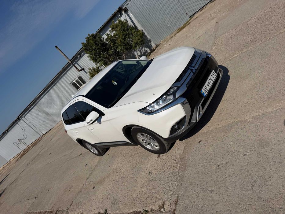 Mitsubishi Outlander 3 2021 авто в гарному стані.