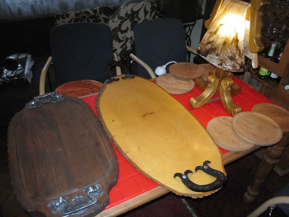 Taca z plastra drewna