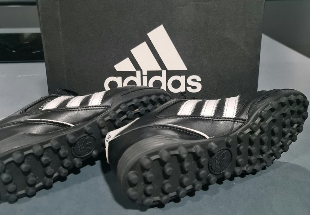 Chuteiras adidas kaiser