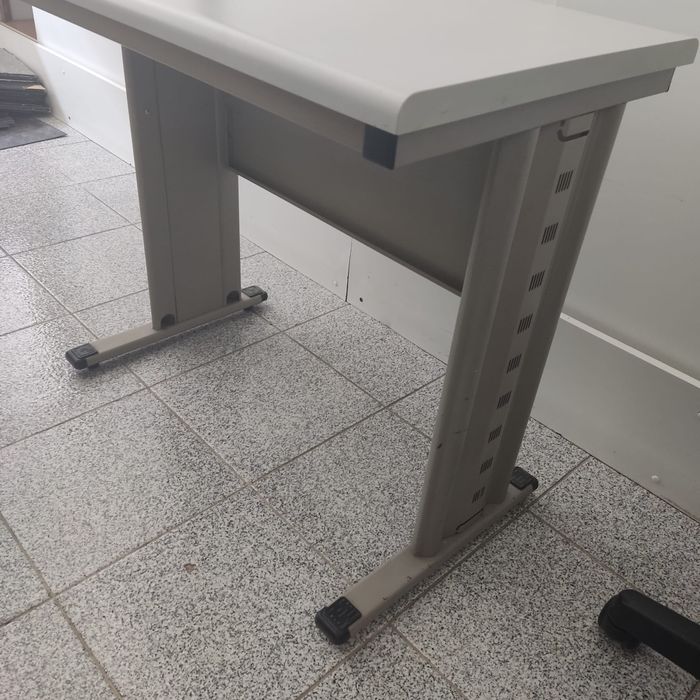 Light Gray Support Desk – Perfect for Office or Home!64739003222402122