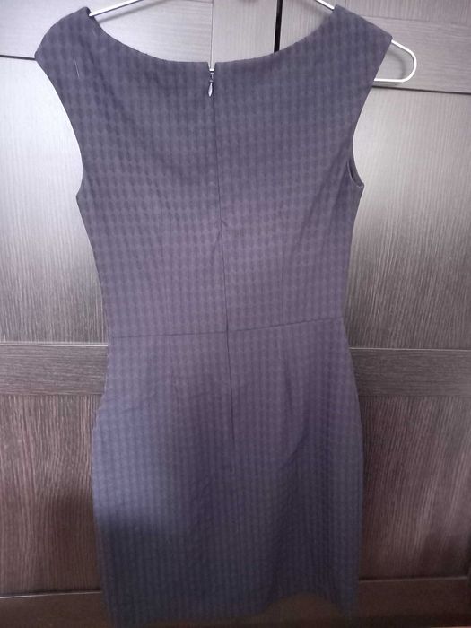 Vestido azul marinho com motivos, Globe, Tam 34
