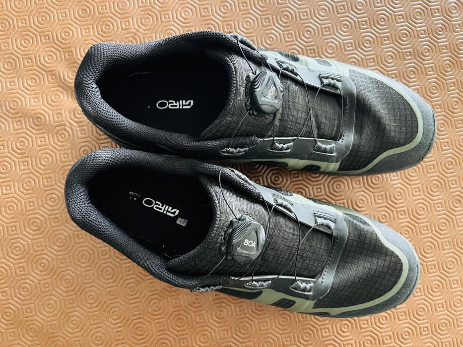 Sapatos BTT/Gravel Giro Troop/Gauge tamanho 44 NOVOS
