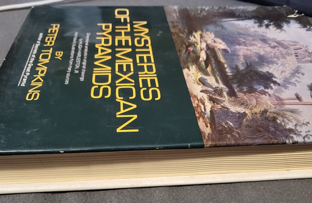 Mysteries of the Mexican Pyramids, Peter Tompkins. Okazja