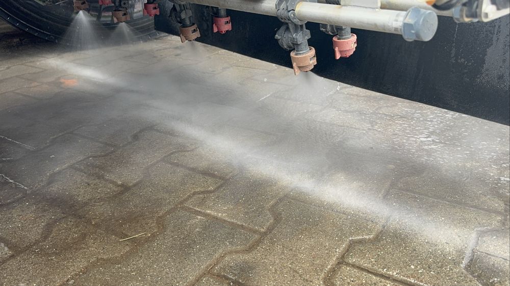 Polewarka solarka stratos  schmidt csp 1000 l stratos nido streu salt